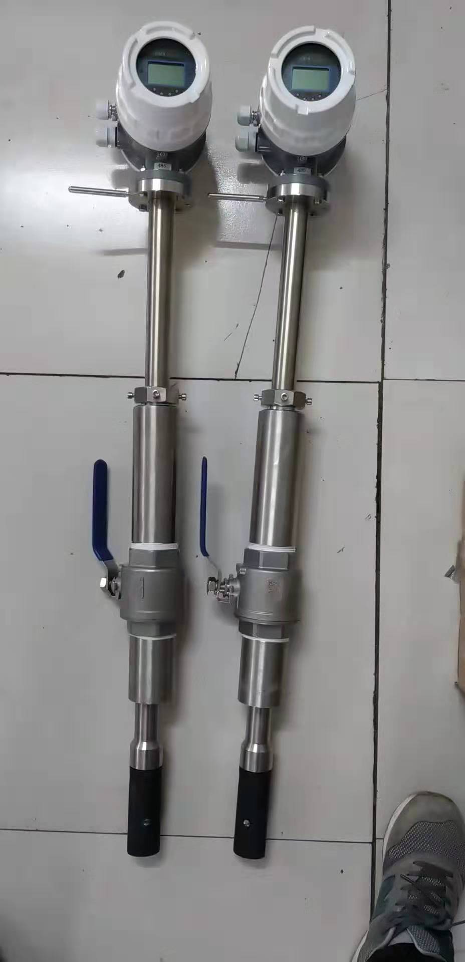 插入式电磁流量计